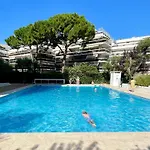 Apartament Family - Fully Equipped, Close To Sandy Beaches & Restaurants, Pool, Balcony, Garage