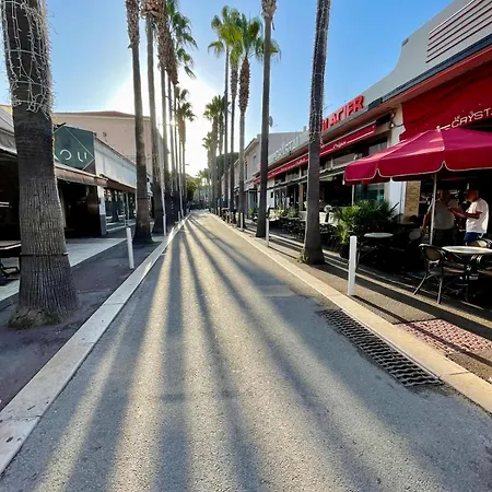 Family - Fully Equipped, Close To Sandy Beaches & Restaurants, Pool, Balcony, Garage Antibes