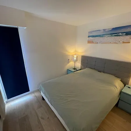 Апартаменти Family - Fully Equipped, Close To Sandy Beaches & Restaurants, Pool, Balcony, Garage Антіб
