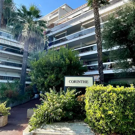 Family - Fully Equipped, Close To Sandy Beaches & Restaurants, Pool, Balcony, Garage Апартаменти