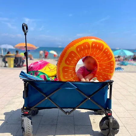 Family - Fully Equipped, Close To Sandy Beaches & Restaurants, Pool, Balcony, Garage *