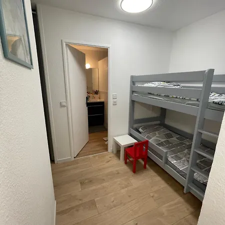 Family - Fully Equipped, Close To Sandy Beaches & Restaurants, Pool, Balcony, Garage Апартаменти Антіб
