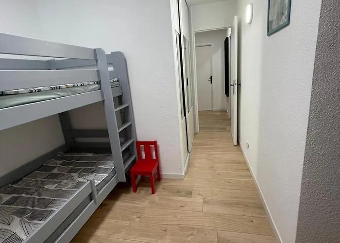 公寓 Family - Fully Equipped, Close To Sandy Beaches & Restaurants, Pool, Balcony, Garage 昂蒂布