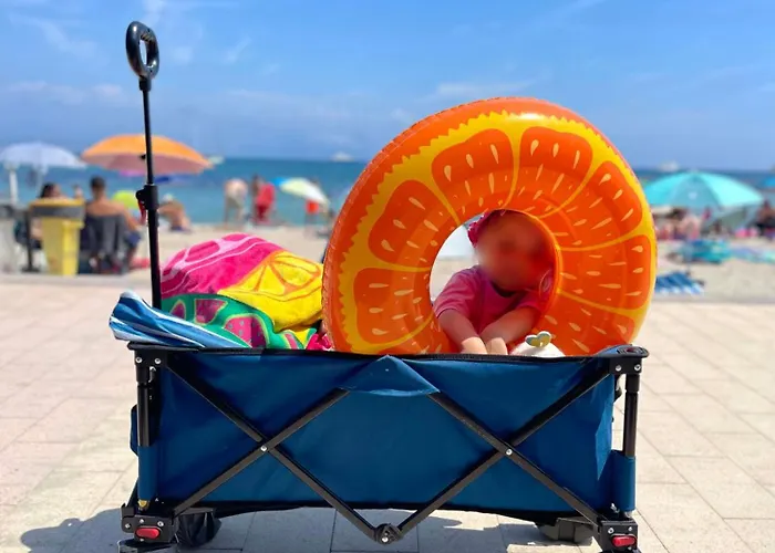 Family - Fully Equipped, Close To Sandy Beaches & Restaurants, Pool, Balcony, Garage *